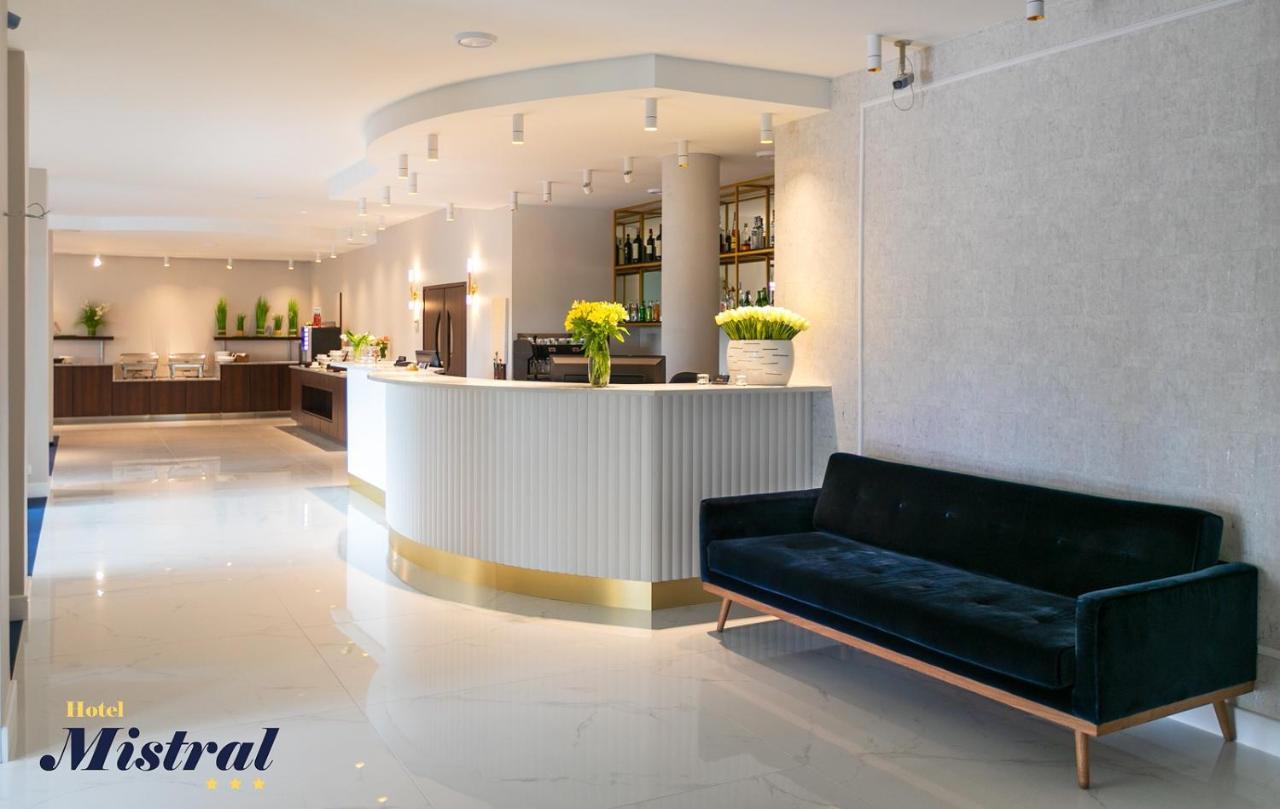 Hotel Mistral Марки Экстерьер фото
