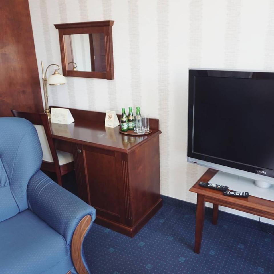 Hotel Mistral Марки Экстерьер фото