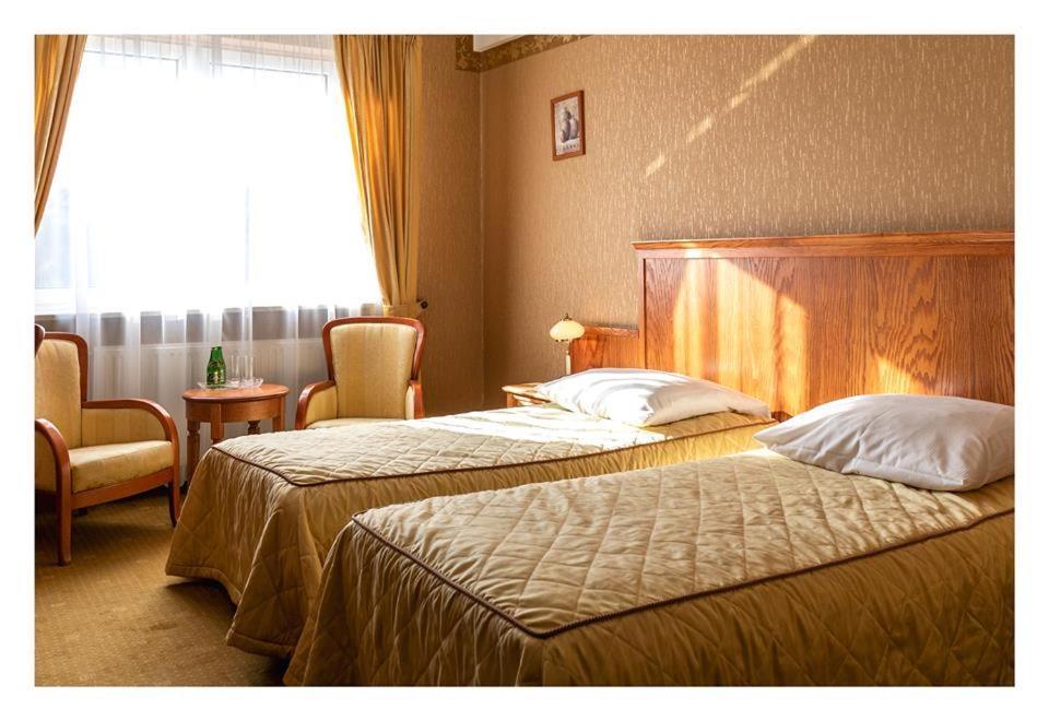 Hotel Mistral Марки Экстерьер фото